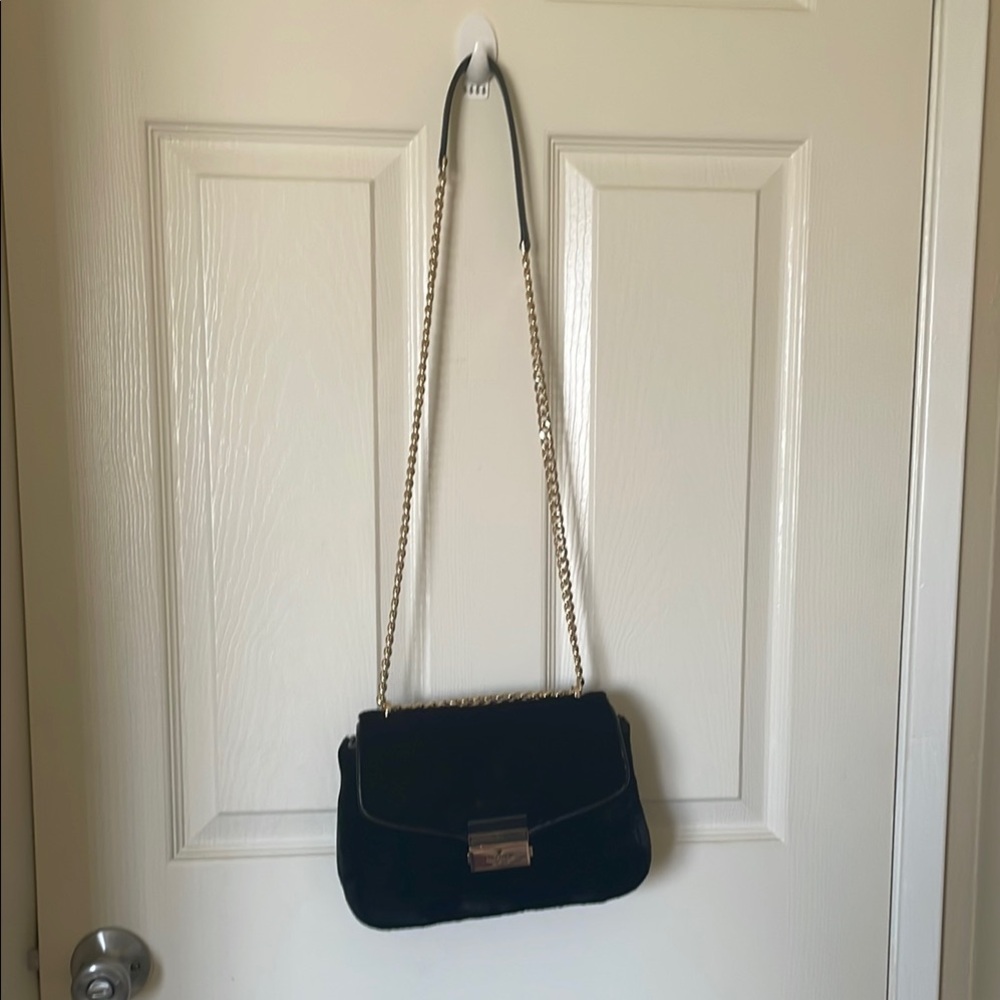 Elegant Black Chain Shoulder Bag